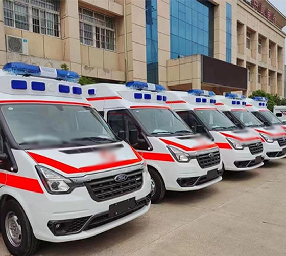 杂多县服务车队展示