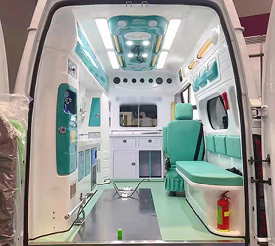 杂多县车辆内部展示